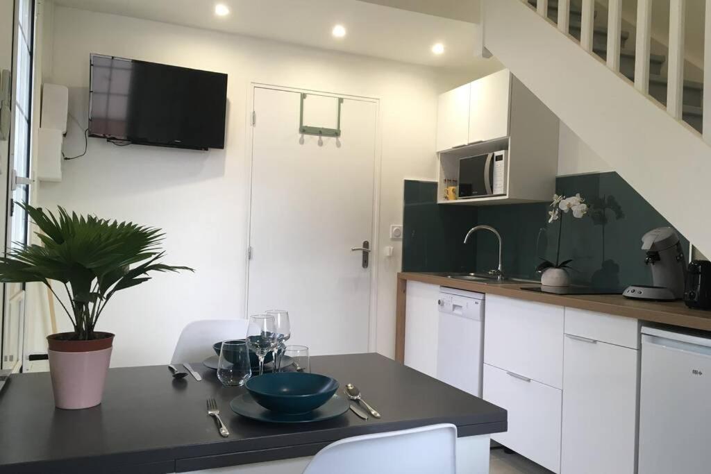 Appartement Neuf Entre Mer Et Montagne. 菲里亚尼 外观 照片
